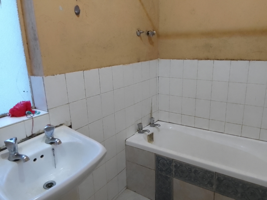 2 Bedroom Property for Sale in Quigney Eastern Cape